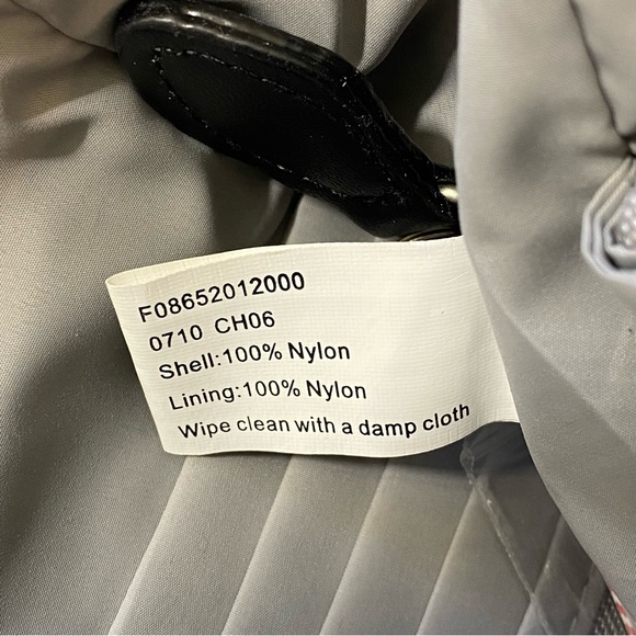 Travelon Anti-Theft Crossbody Shoulder Bag - Picture 3 of 7